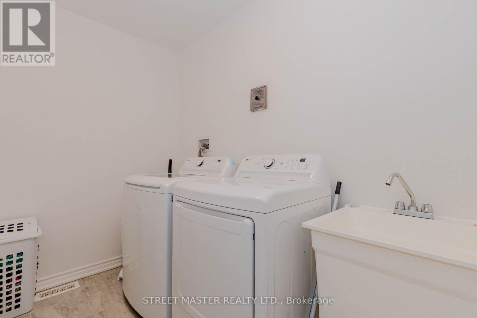 90 Keppel Circle, Brampton, Ontario  L7A 0B6 - Photo 31 - W12749734