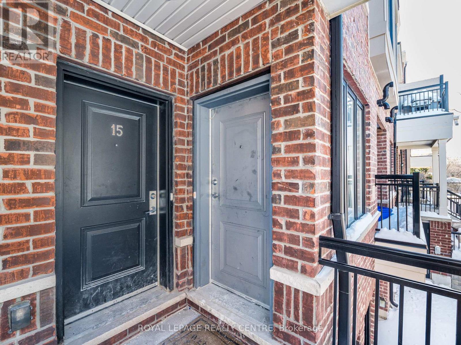 16 - 10 Carnation Avenue, Toronto, Ontario  M8V 0B8 - Photo 2 - W12749746