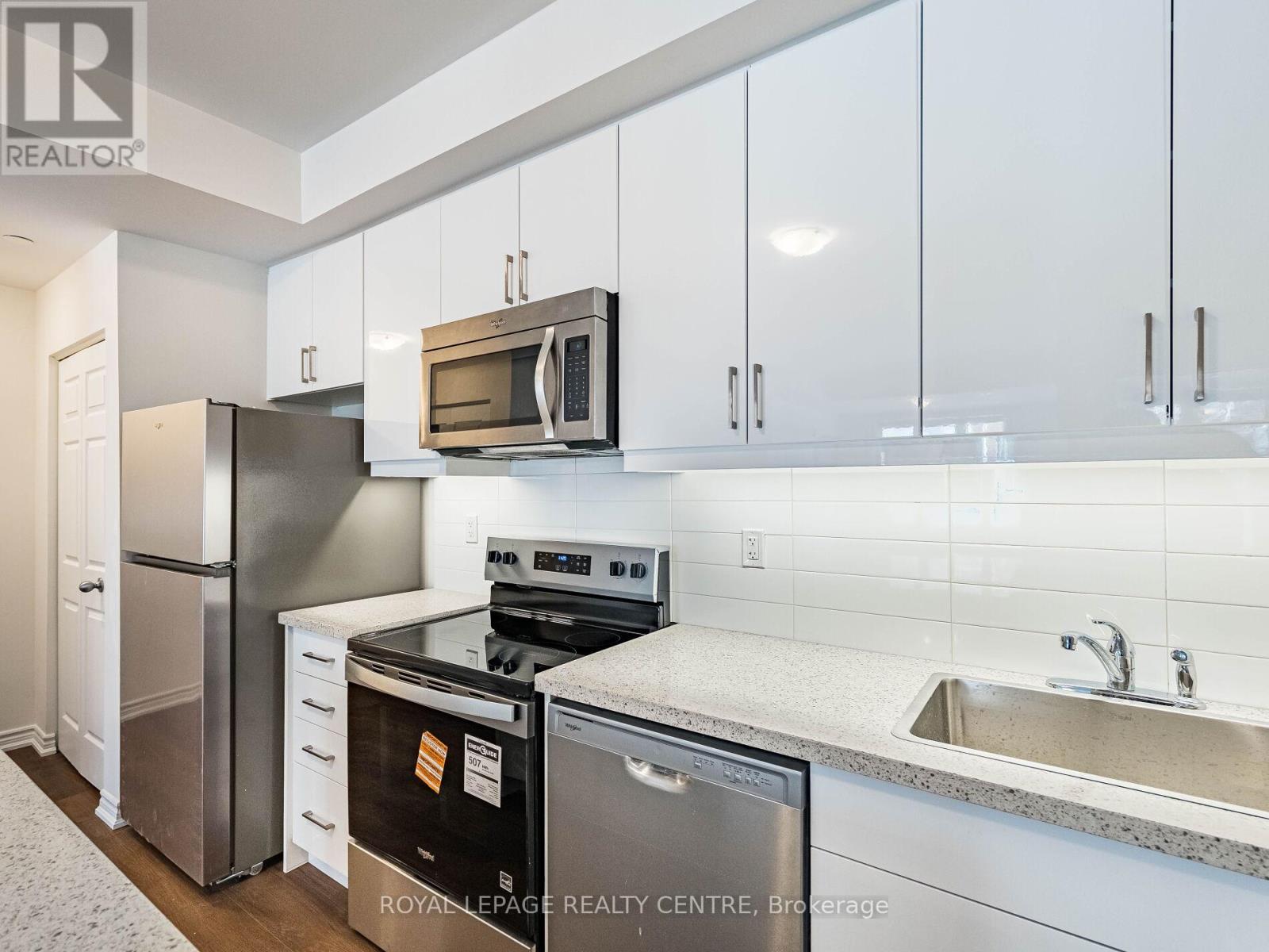 16 - 10 Carnation Avenue, Toronto, Ontario  M8V 0B8 - Photo 20 - W12749746