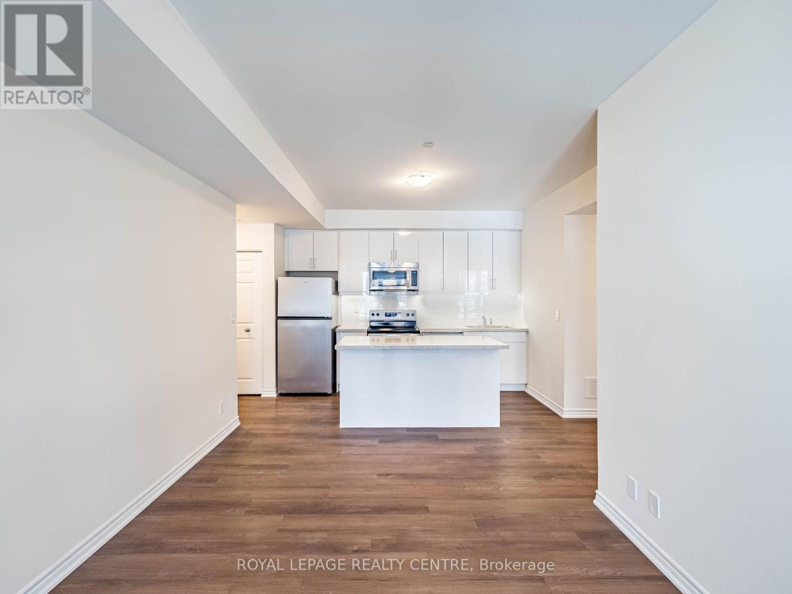 16 - 10 Carnation Avenue, Toronto, Ontario  M8V 0B8 - Photo 8 - W12749746