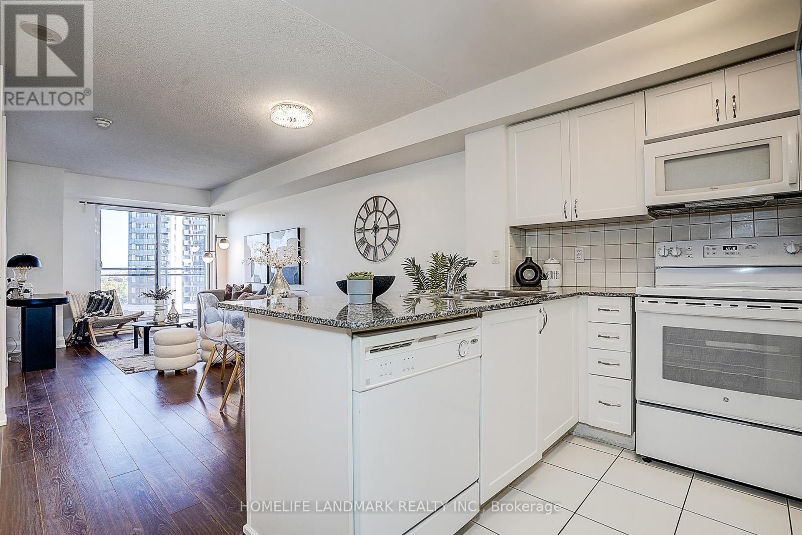 716 - 1070 Sheppard Avenue W, Toronto, Ontario  M3J 0G8 - Photo 10 - W12749770