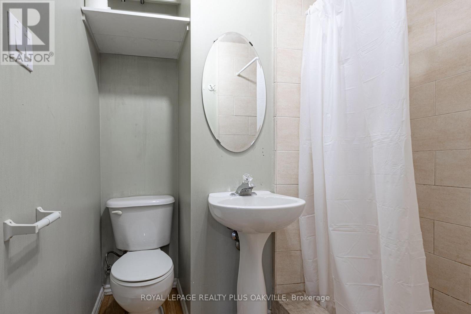 Lower - 415 Norrie Crescent, Burlington, Ontario  L7L 3S4 - Photo 10 - W12749772