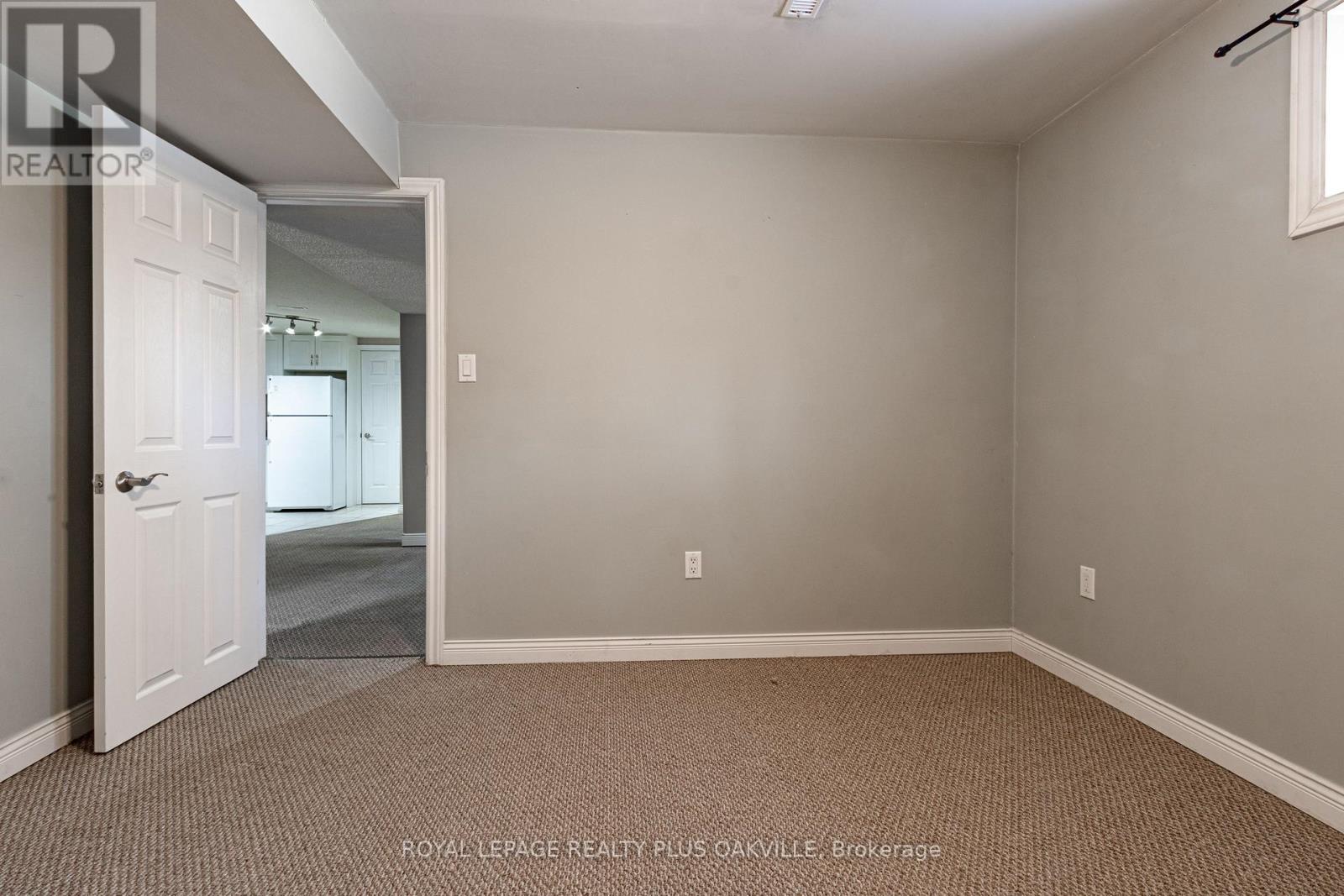 Lower - 415 Norrie Crescent, Burlington, Ontario  L7L 3S4 - Photo 14 - W12749772