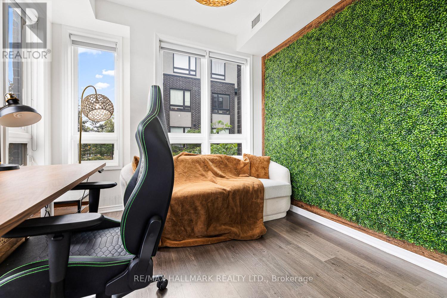 201 - 1110 Briar Hill Avenue, Toronto, Ontario  M6B 0A9 - Photo 15 - W12749800