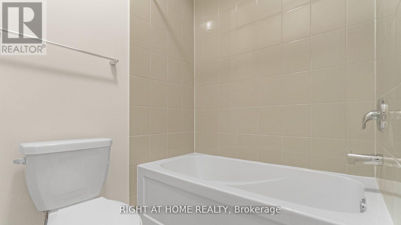 1428 Almonte Drive, Burlington, Ontario  L7P 0V8 - Photo 14 - W12749802