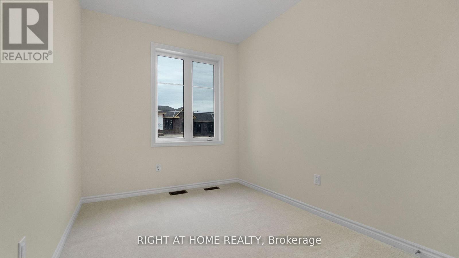 1428 Almonte Drive, Burlington, Ontario  L7P 0V8 - Photo 25 - W12749802
