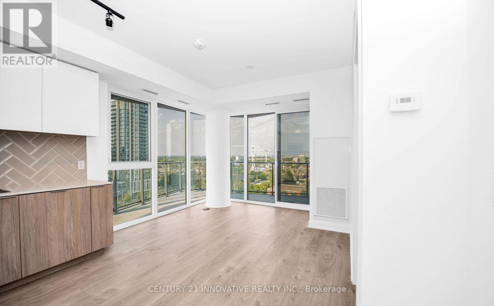 1104 - 36 Zorra Street, Toronto, Ontario  M8Z 4Z7 - Photo 5 - W12749906