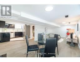 BSMT - 39 OLD OAK ROAD, Toronto, Ontario