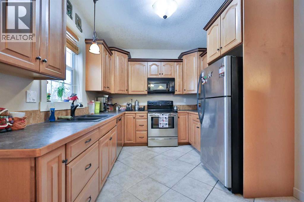 501 6 Avenue, Warner, Alberta  T0K 2L0 - Photo 17 - A2279254