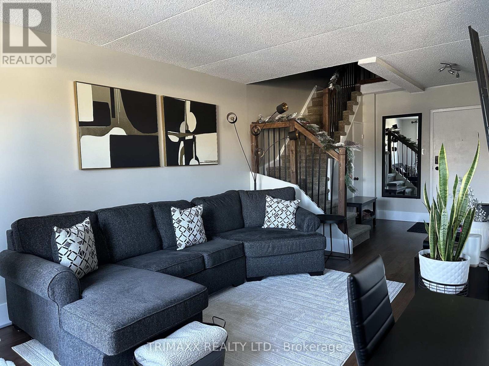 239 - 42 Tannery Street E, Cambridge, Ontario  N3C 2B9 - Photo 3 - X12749698