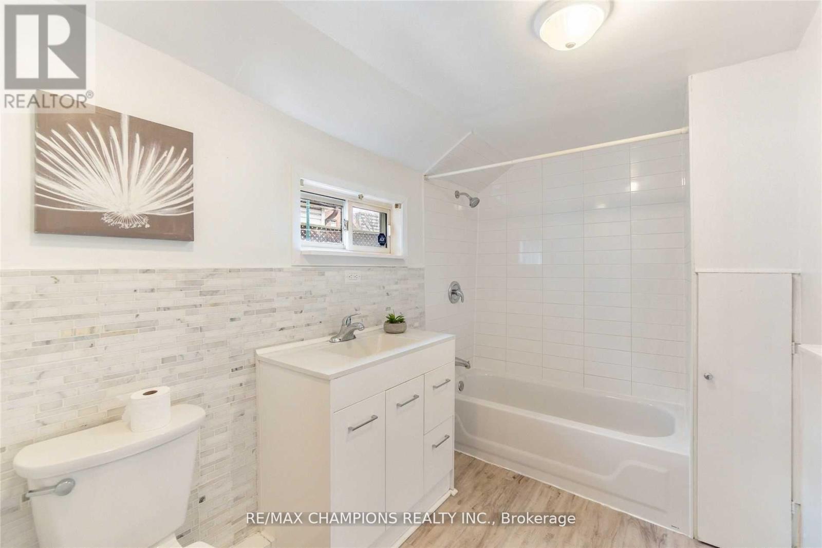 133 Victoria Avenue, Hamilton, Ontario  L8L 5E6 - Photo 17 - X12749730