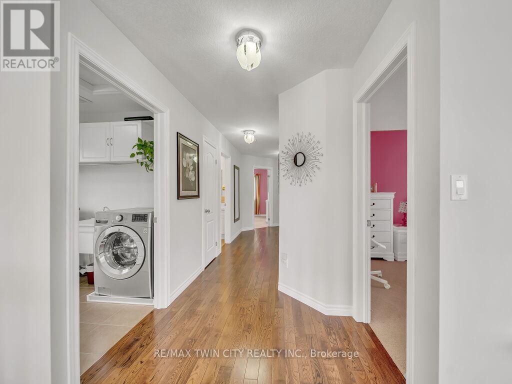 46 Woodbine Avenue, Kitchener, Ontario  N2R 1V1 - Photo 21 - X12749816