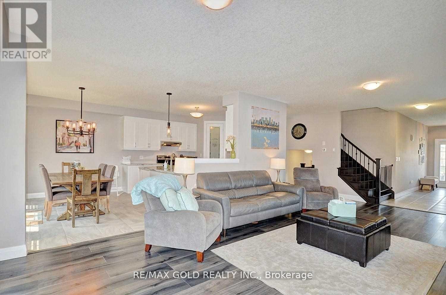 Upper - 201 Tall Grass Crescent, Kitchener, Ontario  N2P 0G6 - Photo 10 - X12749928