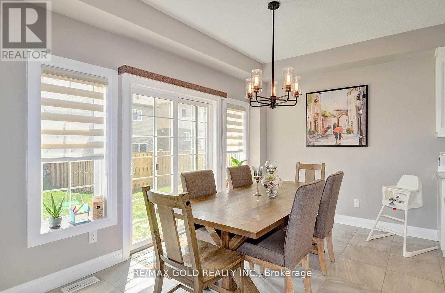 Upper - 201 Tall Grass Crescent, Kitchener, Ontario  N2P 0G6 - Photo 12 - X12749928