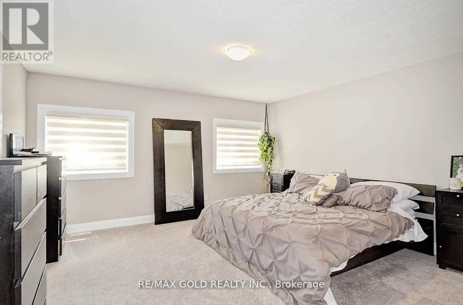 Upper - 201 Tall Grass Crescent, Kitchener, Ontario  N2P 0G6 - Photo 15 - X12749928