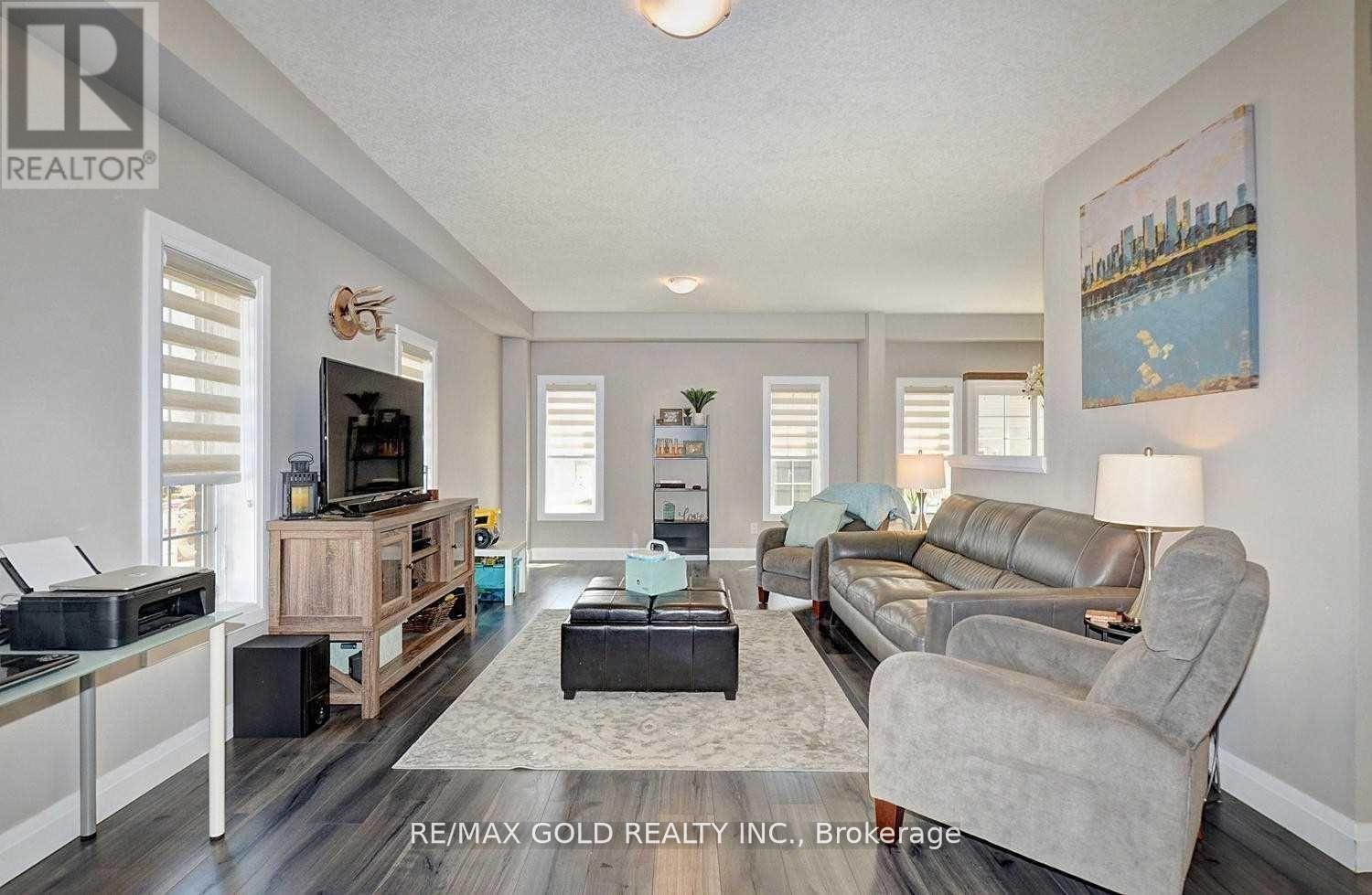 Upper - 201 Tall Grass Crescent, Kitchener, Ontario  N2P 0G6 - Photo 6 - X12749928