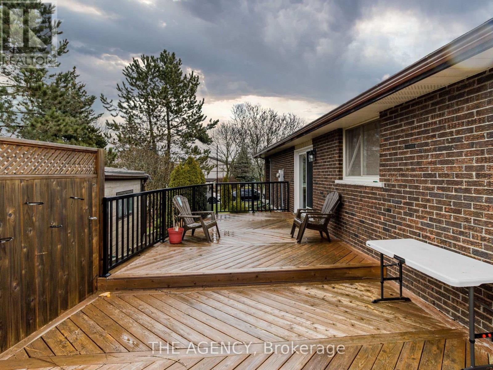 29 Culpepper Drive, Waterloo, Ontario  N2L 5K8 - Photo 39 - X12749930