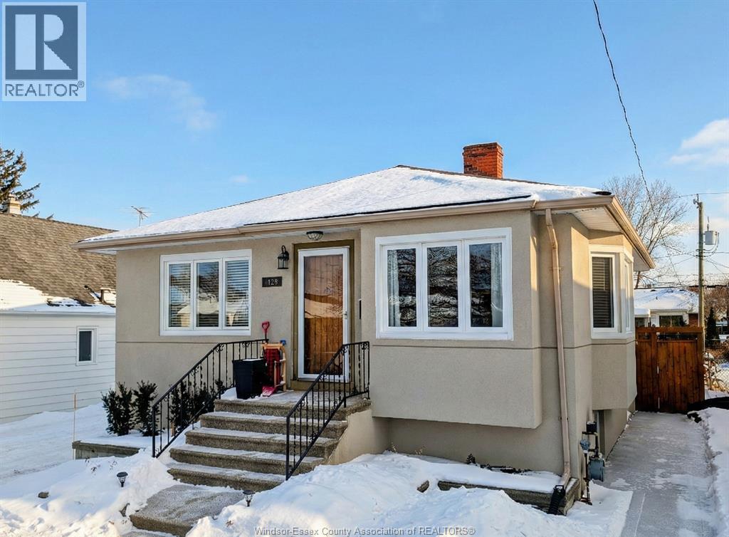 959 ESDRAS PLACE, Windsor, Ontario