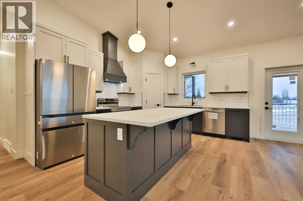 327 9 Street N, Picture Butte, Alberta  T0K 1V0 - Photo 3 - A2274684