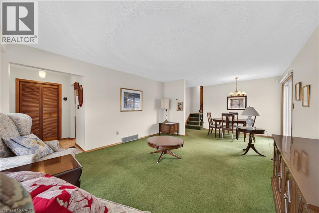 90 Pottruff Road N, Hamilton, Ontario  L8H 2M1 - Photo 13 - 40793842