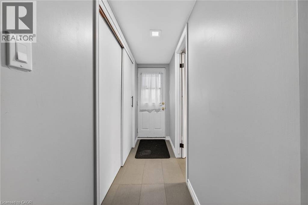 90 Pottruff Road N, Hamilton, Ontario  L8H 2M1 - Photo 23 - 40793842