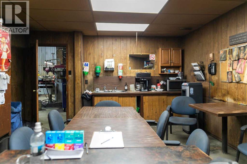 5013 48 Street, Camrose, Alberta  T4V 1L9 - Photo 41 - A2274466