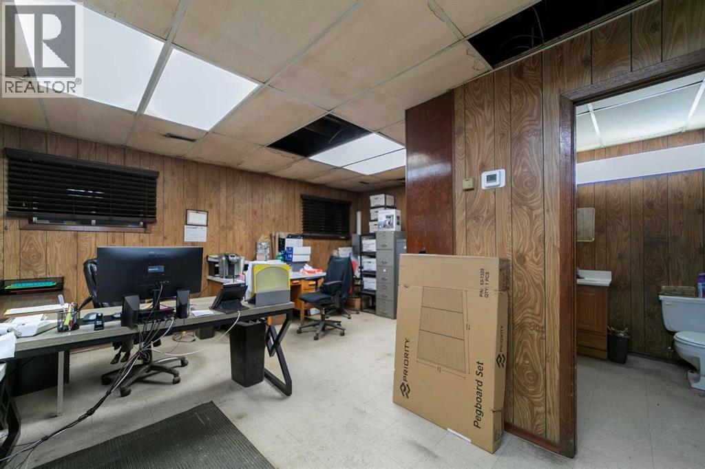 5013 48 Street, Camrose, Alberta  T4V 1L9 - Photo 24 - A2274466