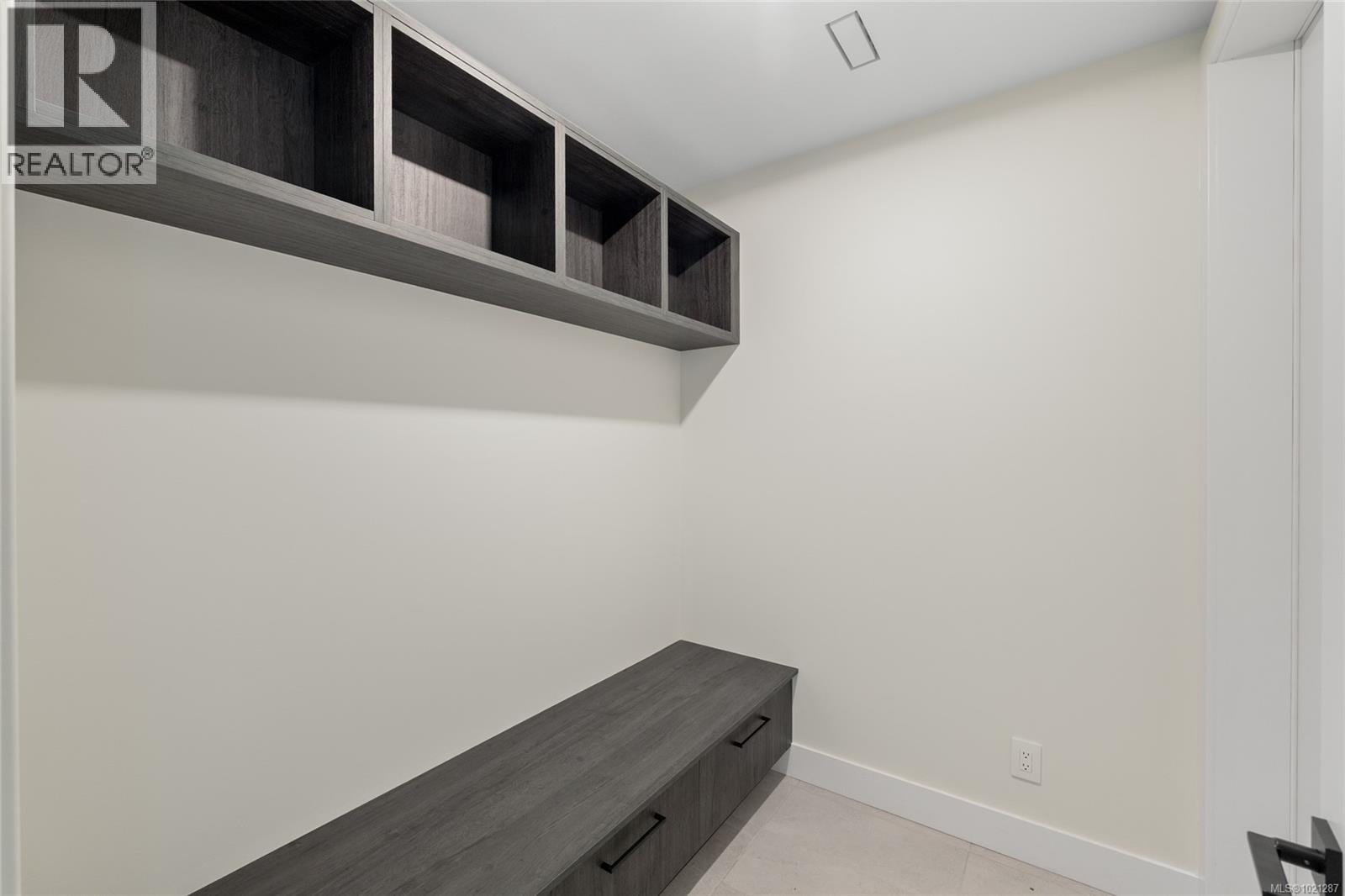 2293 Adela Pl, Sidney, British Columbia  V8L 1R2 - Photo 16 - 1021287