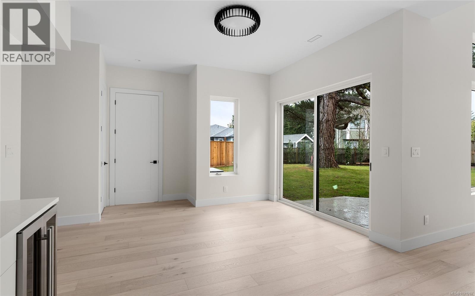 2293 Adela Pl, Sidney, British Columbia  V8L 1R2 - Photo 12 - 1021287