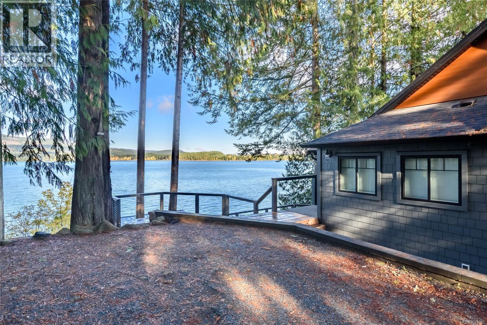 111 Horbury Rd, Cumberland, British Columbia  V0R 1S0 - Photo 44 - 1024802