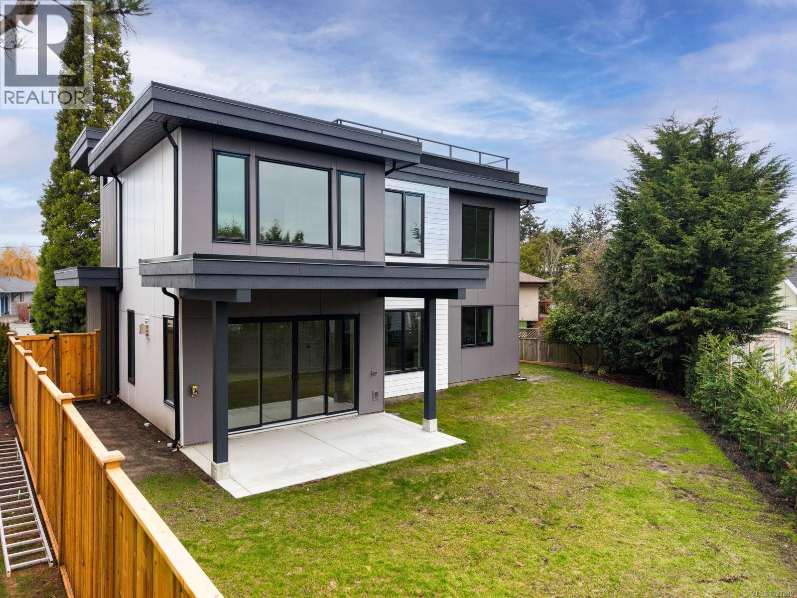 2295 Adela Pl, Sidney, British Columbia  V8L 1R2 - Photo 28 - 1021289