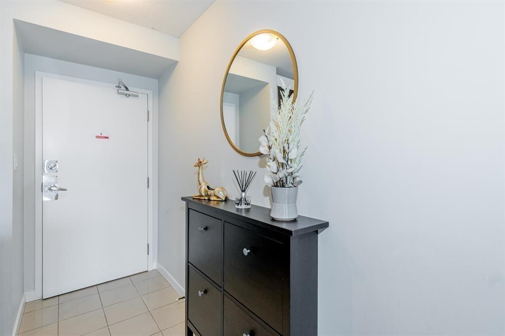 809 9981 Whalley Boulevard, Surrey, British Columbia  V3T 0G6 - Photo 11 - R3085091