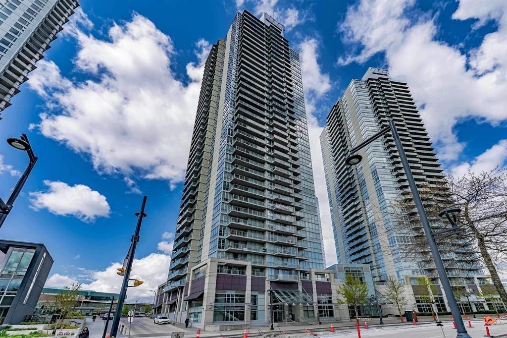 809 9981 Whalley Boulevard, Surrey, British Columbia  V3T 0G6 - Photo 1 - R3085091