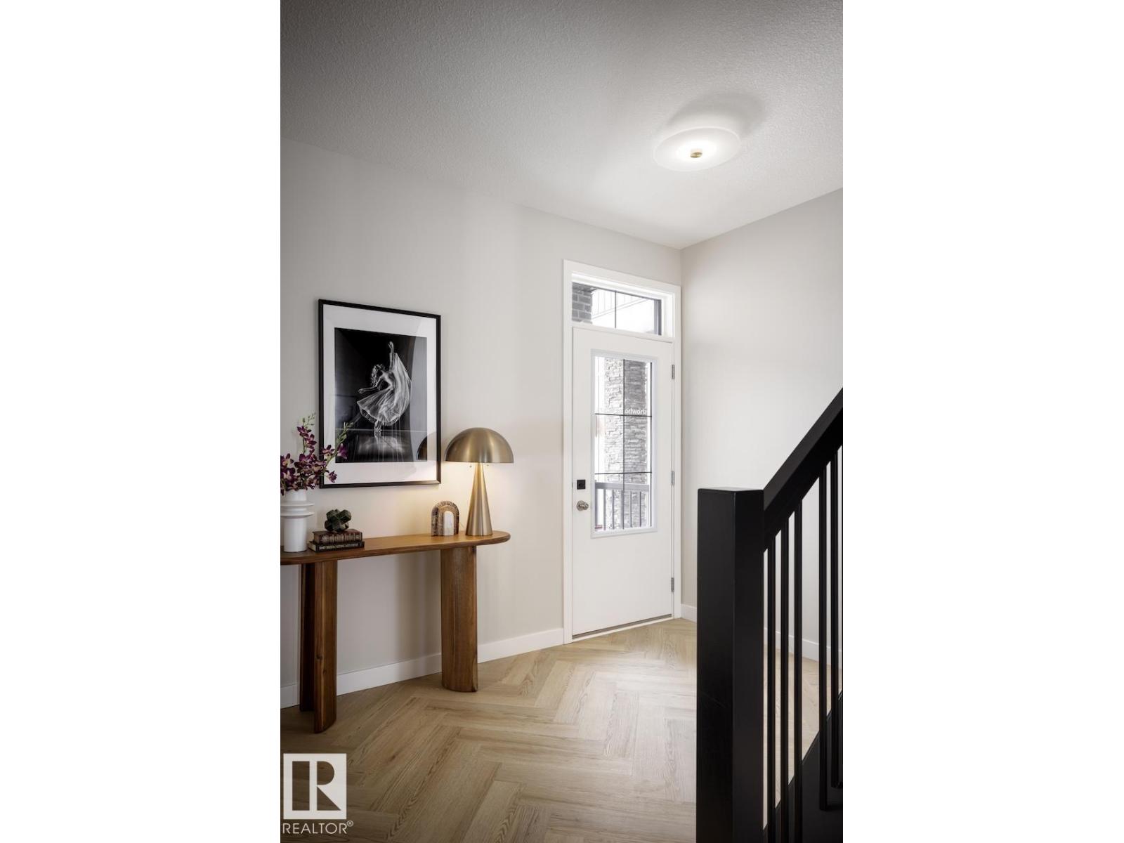 8217 Kiriak Lo Sw, Edmonton, Alberta  T6W 5S2 - Photo 2 - E4456690