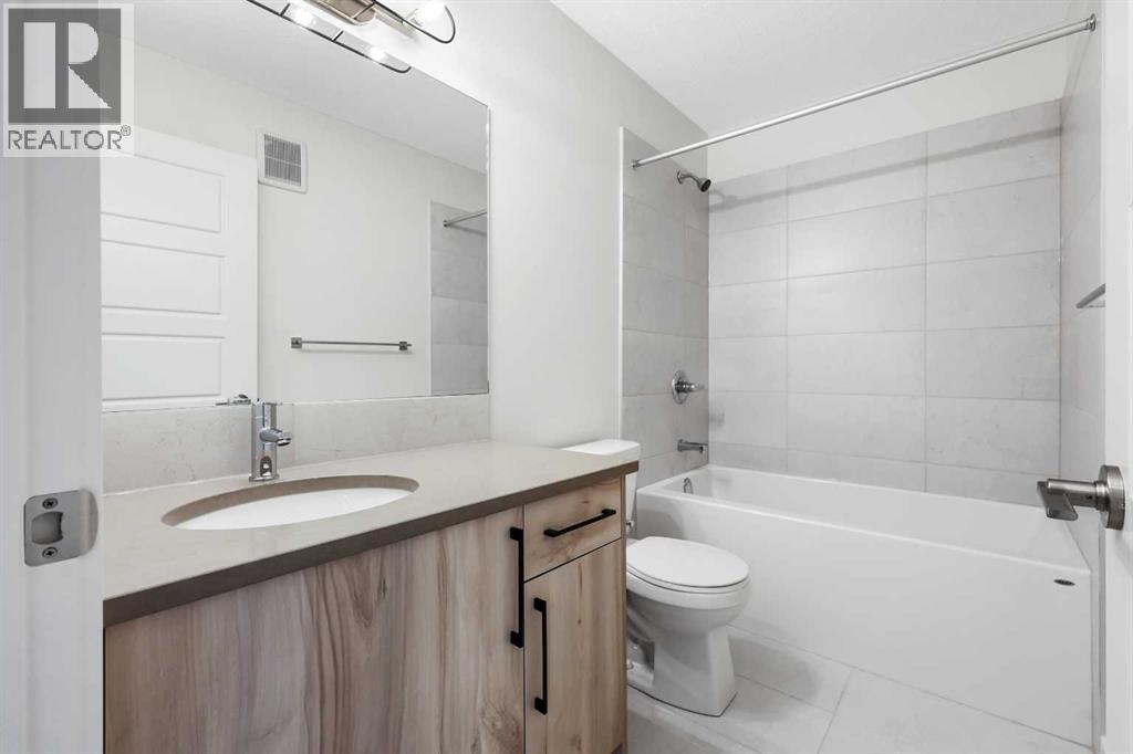 13 Waterford Glen, Chestermere, Alberta  T1X 2T8 - Photo 41 - A2282412