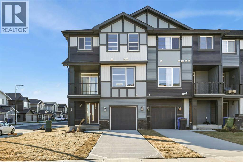 13 Waterford Glen, Chestermere, Alberta