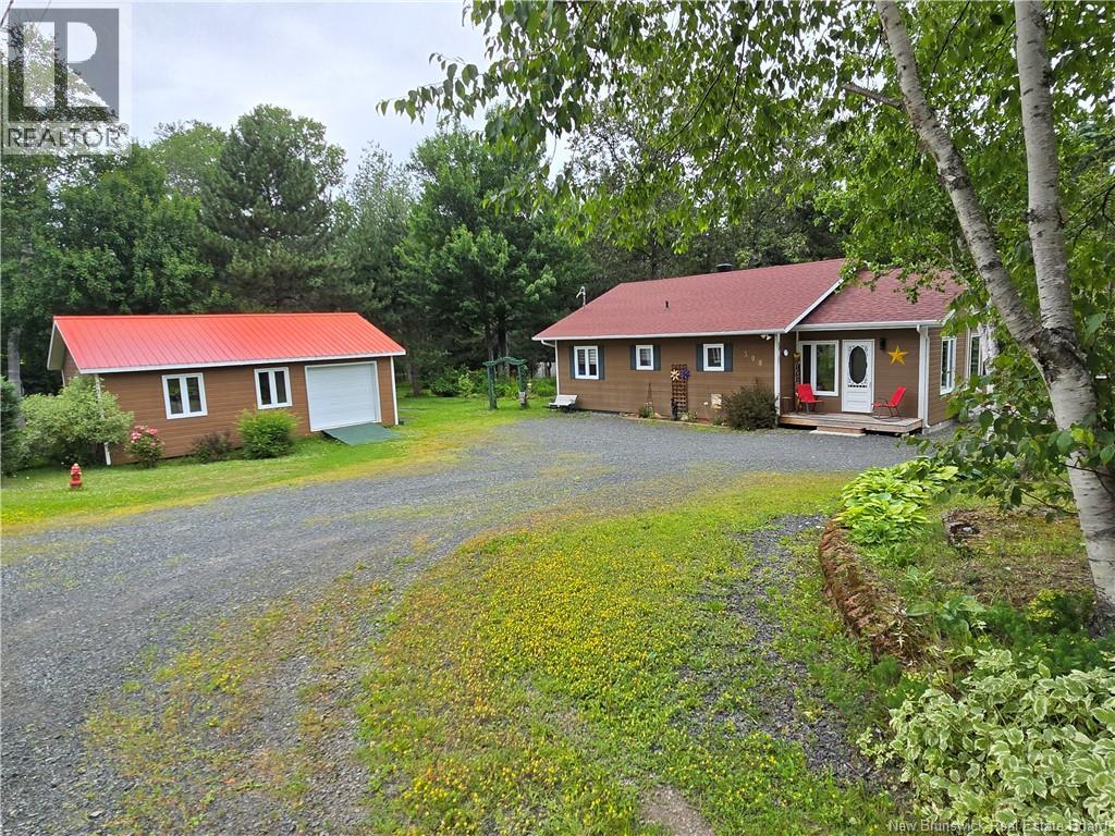 398 Linda Street, Beresford, New Brunswick  E8K 2C9 - Photo 1 - NB133034