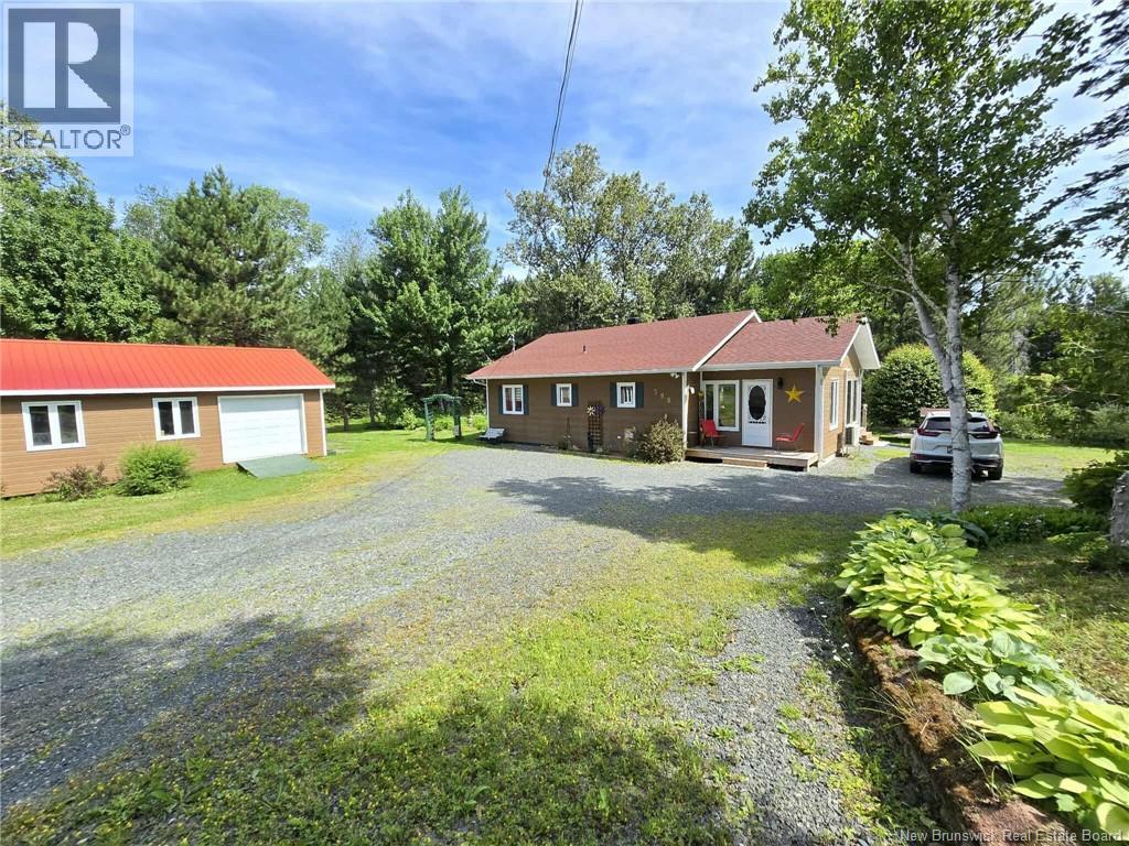 398 Linda Street, Beresford, New Brunswick  E8K 2C9 - Photo 2 - NB133034