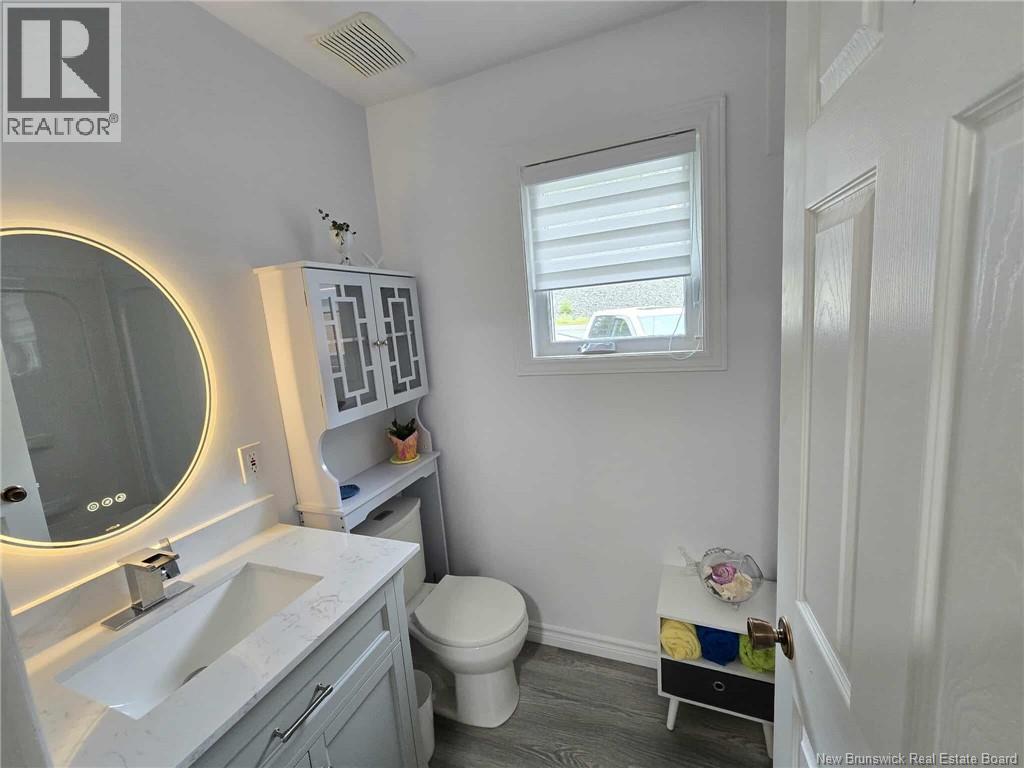 398 Linda Street, Beresford, New Brunswick  E8K 2C9 - Photo 28 - NB133034