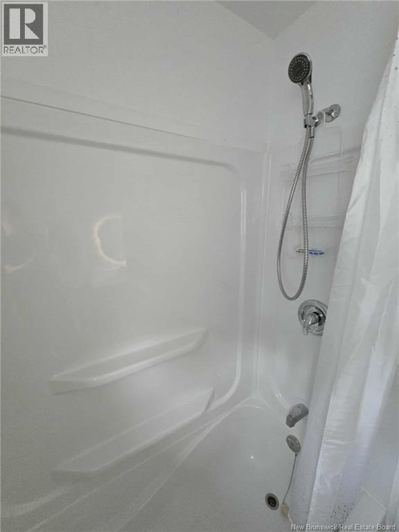 398 Linda Street, Beresford, New Brunswick  E8K 2C9 - Photo 29 - NB133034