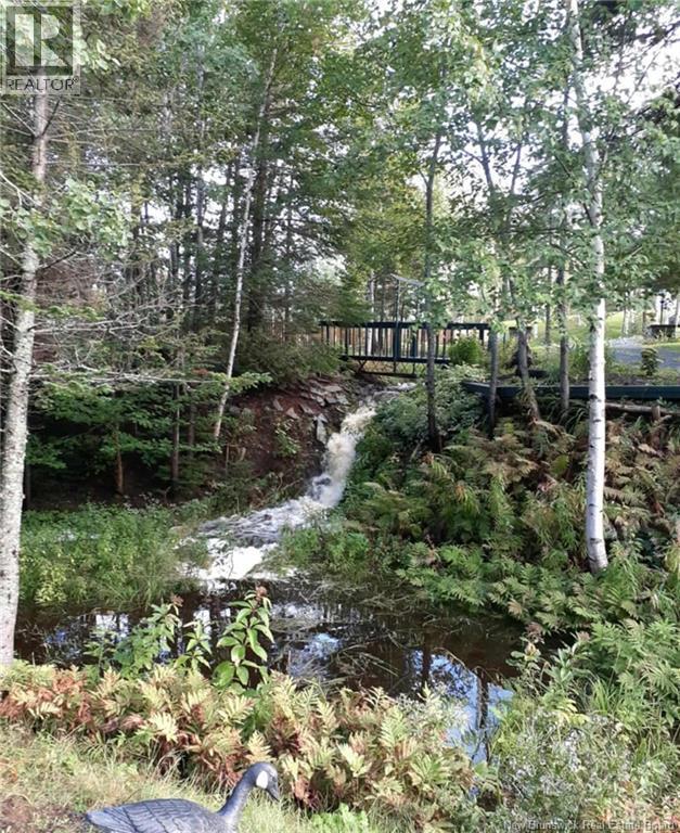 398 Linda Street, Beresford, New Brunswick  E8K 2C9 - Photo 35 - NB133034