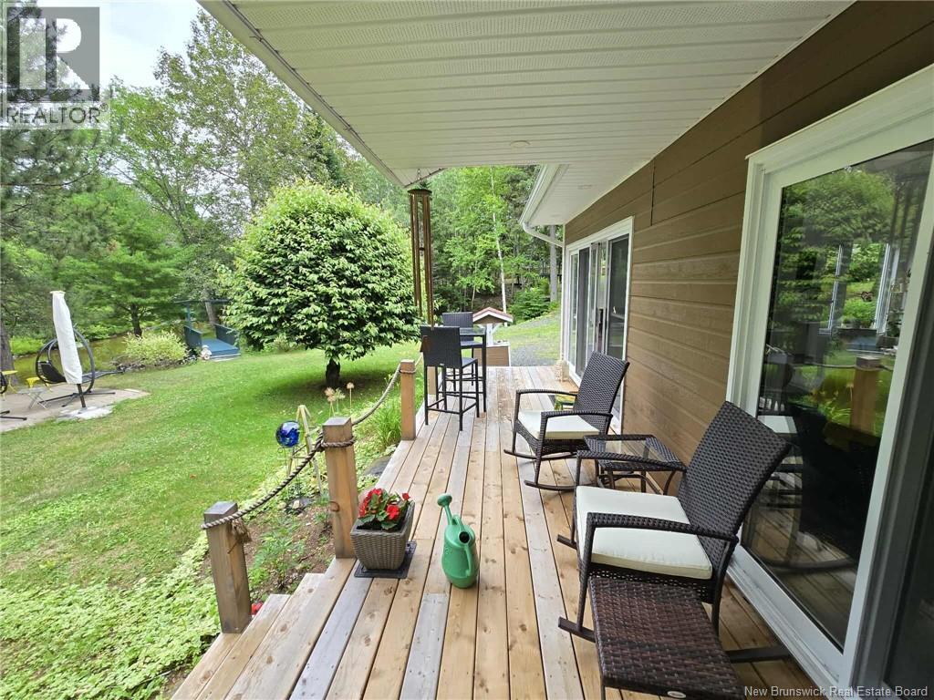 398 Linda Street, Beresford, New Brunswick  E8K 2C9 - Photo 7 - NB133034