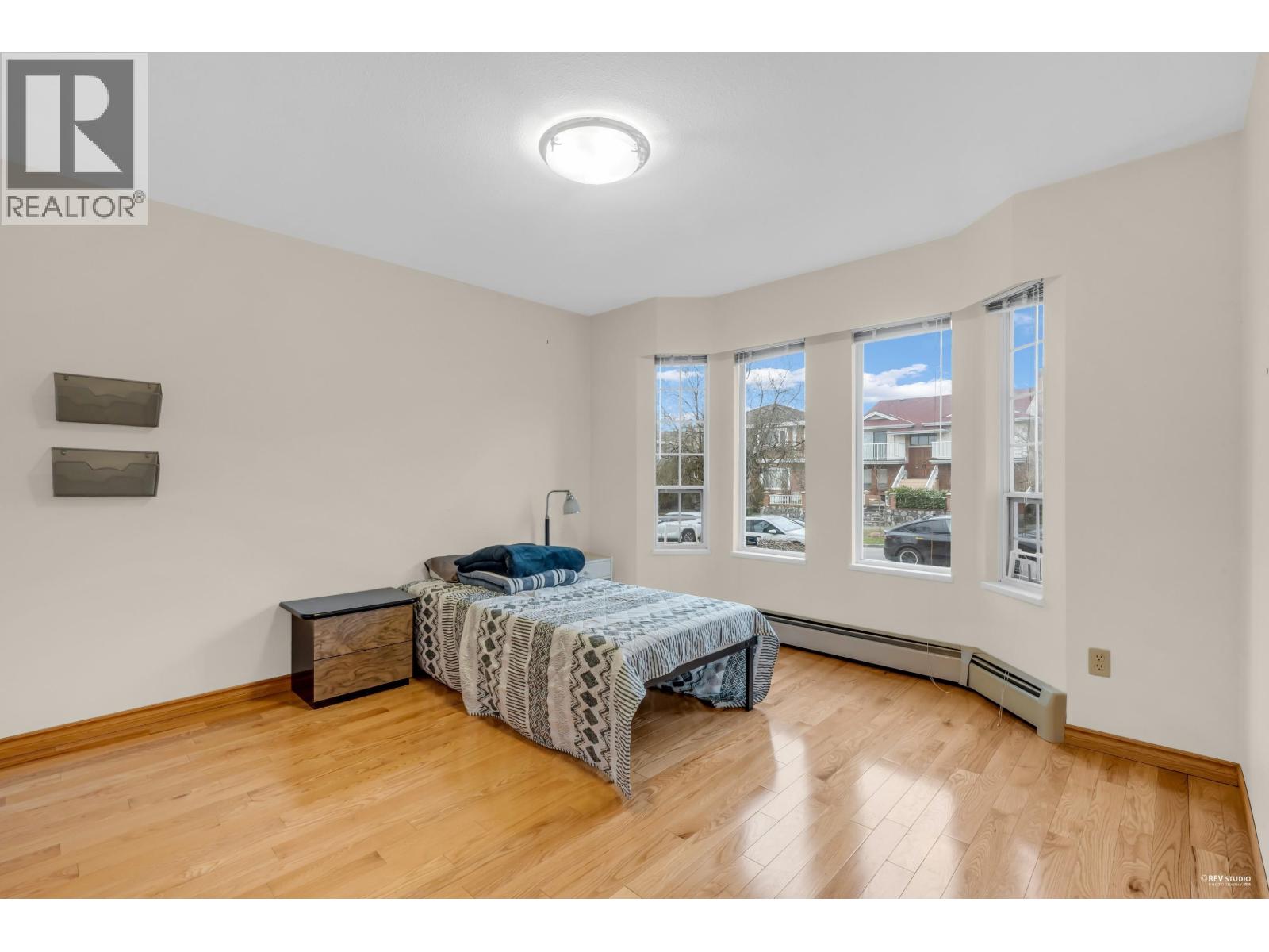 2068 Scarboro Avenue, Vancouver, British Columbia  V5P 2L3 - Photo 5 - R3085299