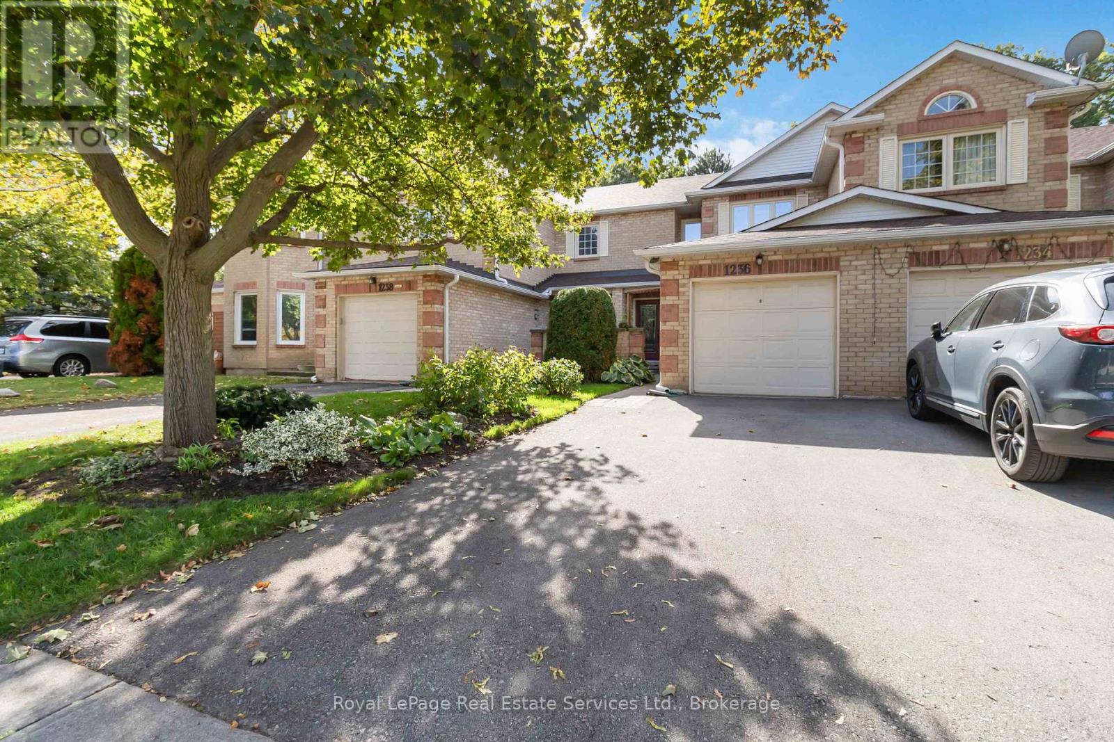 1236 MCCRANEY STREET E, Oakville, Ontario