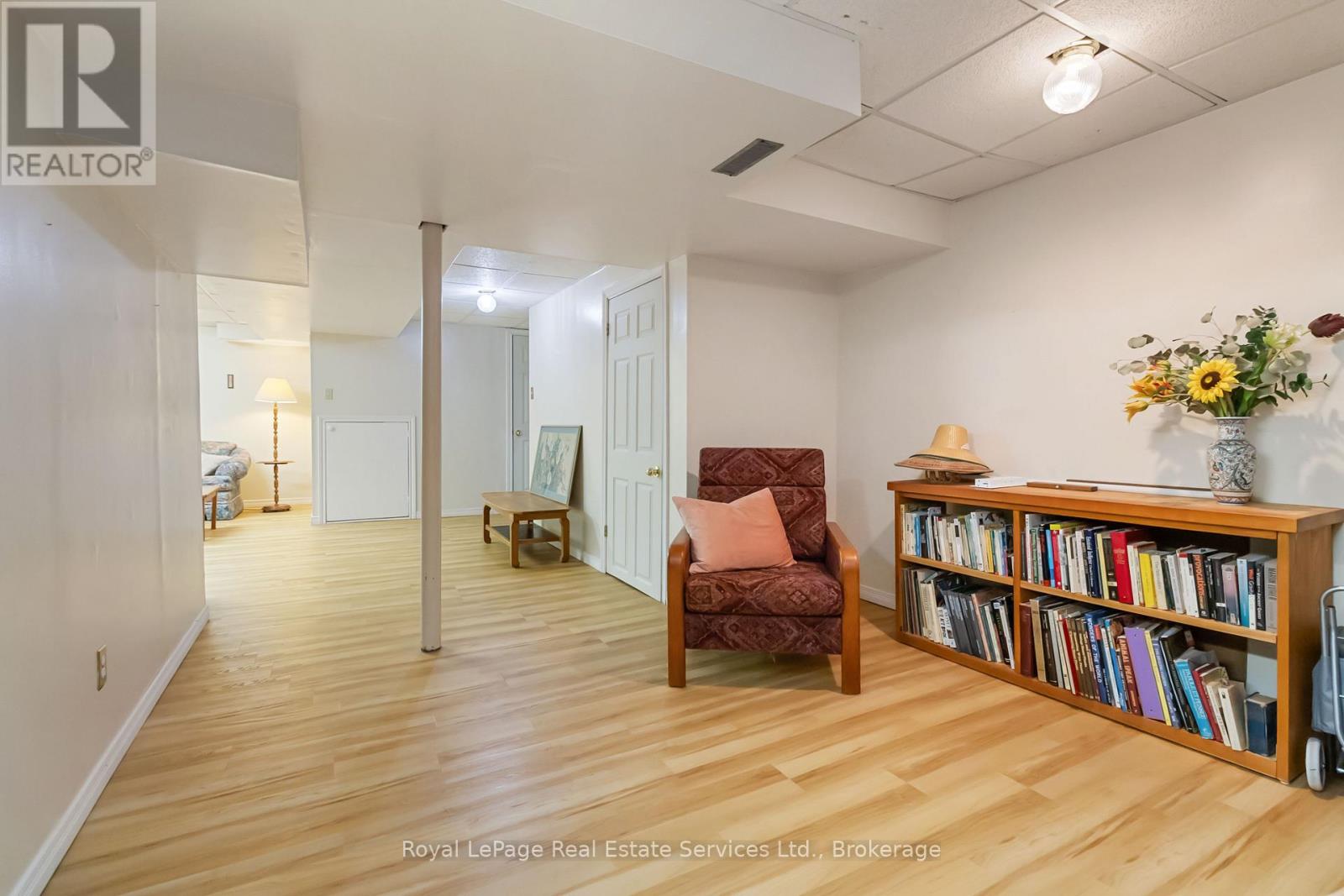 1236 Mccraney Street E, Oakville, Ontario  L6H 4S6 - Photo 32 - W12750020