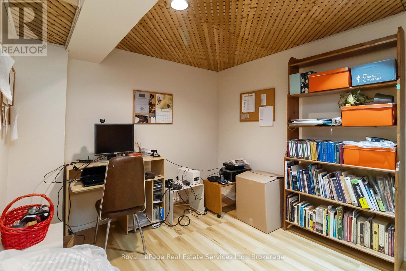 1236 Mccraney Street E, Oakville, Ontario  L6H 4S6 - Photo 34 - W12750020