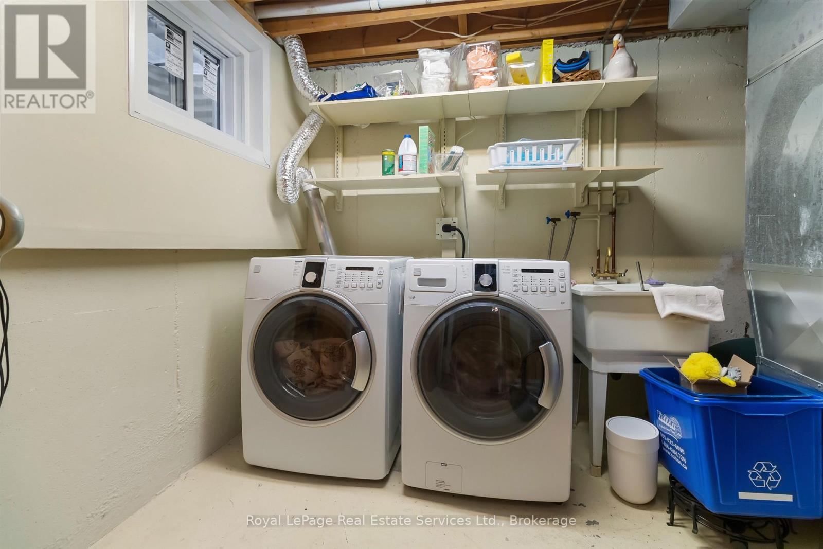 1236 Mccraney Street E, Oakville, Ontario  L6H 4S6 - Photo 35 - W12750020