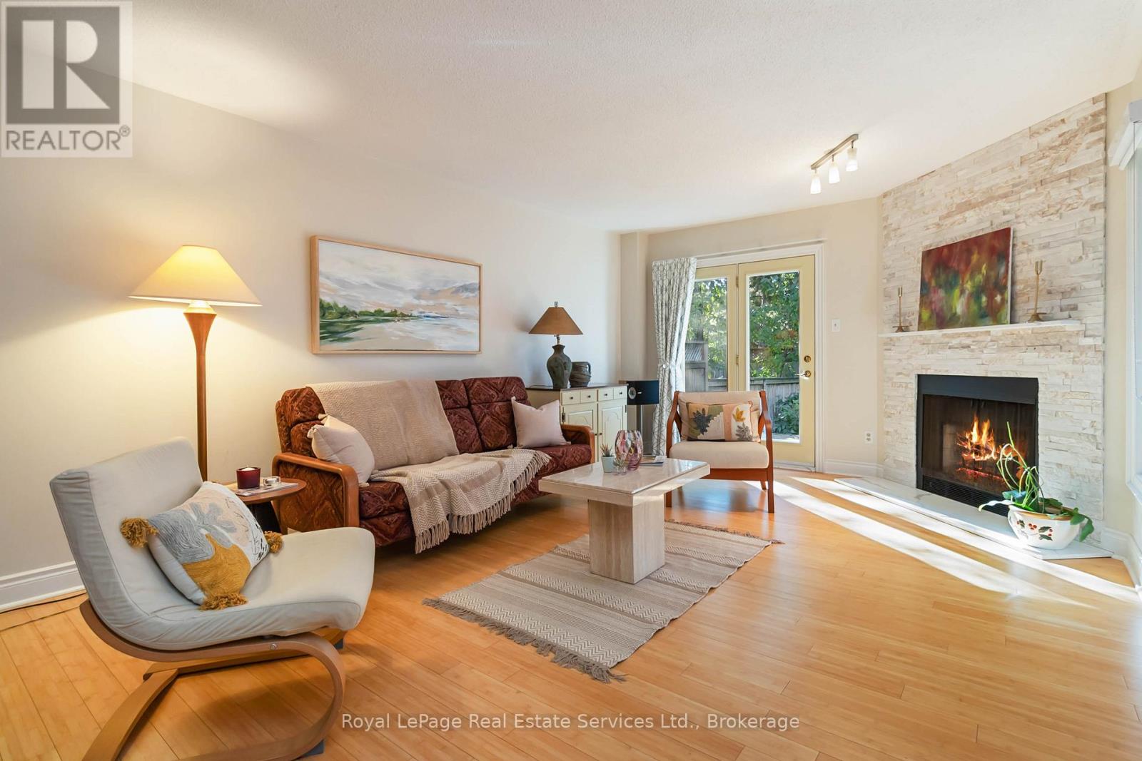 1236 Mccraney Street E, Oakville, Ontario  L6H 4S6 - Photo 8 - W12750020