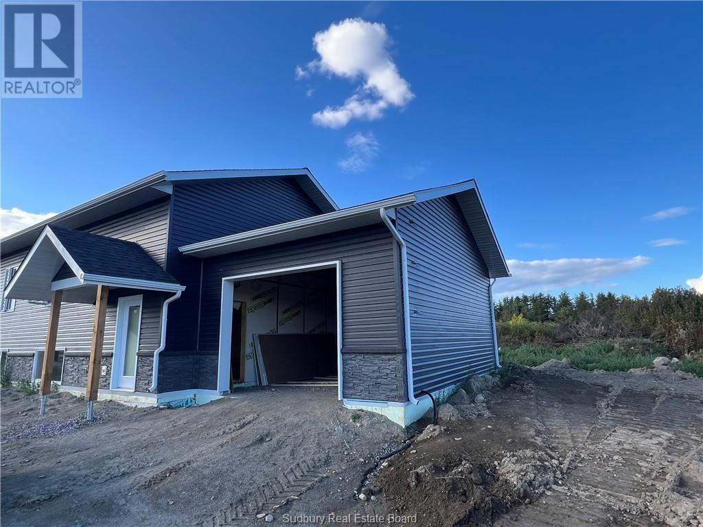 6 Parkview Street, St. Charles, Ontario  P0M 2W0 - Photo 2 - 2126292