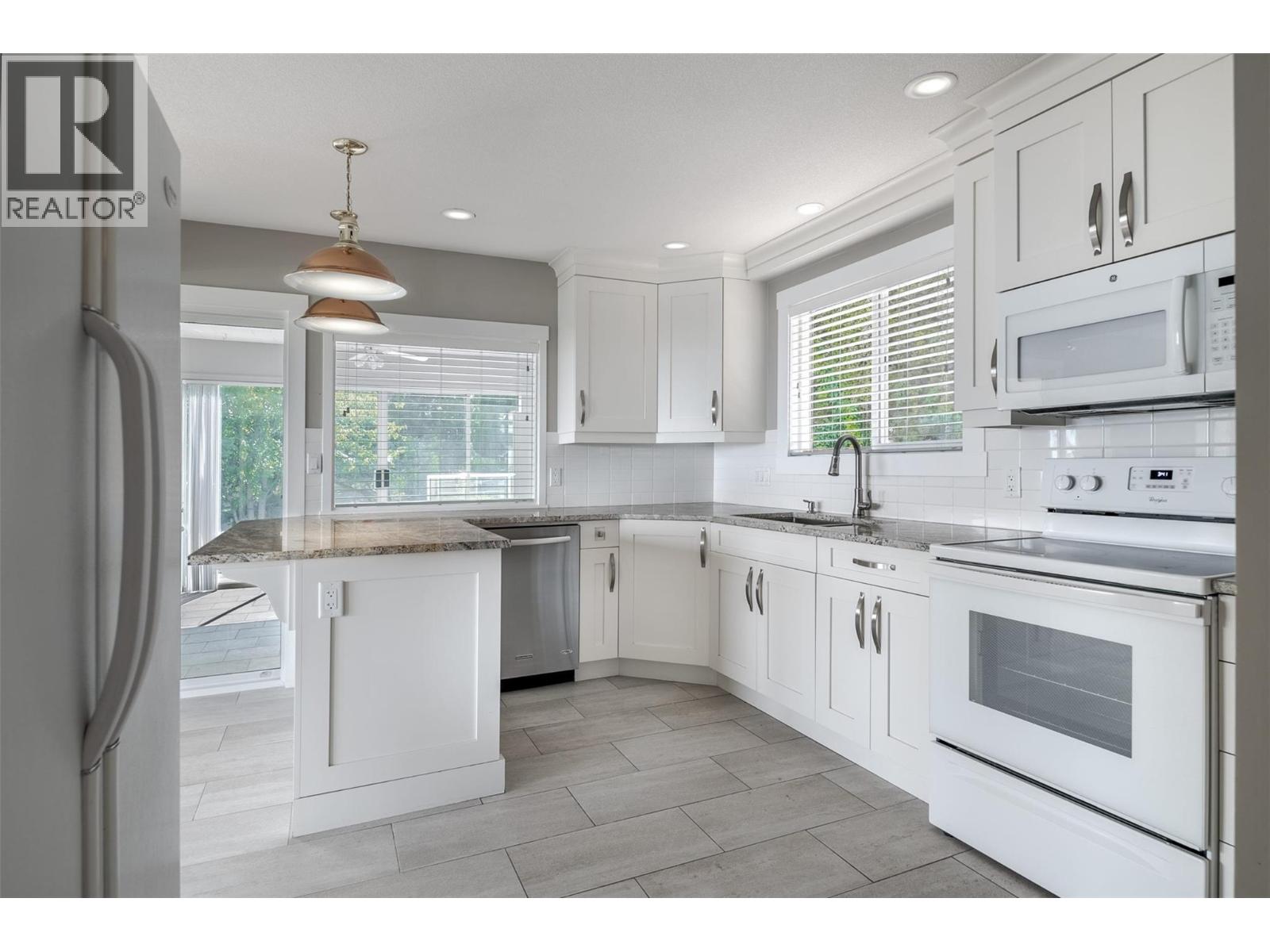 3940 Angus Drive West Kelowna Photo 9